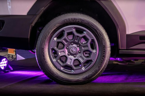 Révolution des véhicules électriques: Défis et opportunités pour les fabricants