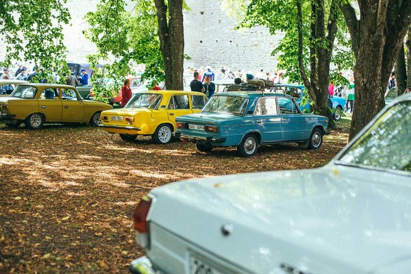 Comment les assureurs encouragent l'utilisation des détecteurs de somnolence: Une analyse approfondie